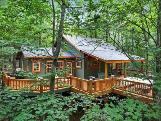 Wie baut man Baumhäuser? Eine Schritt-für-Schritt-Anleitung