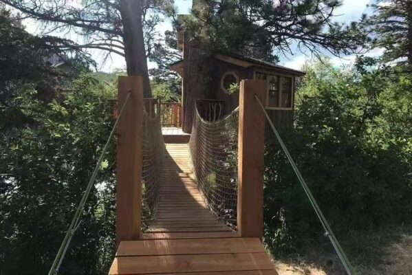 Treehouse Platforms: Build Sky-High & Live Inspired
